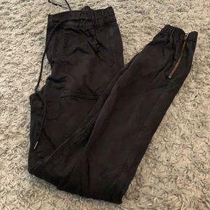 American eagle never worn joggers